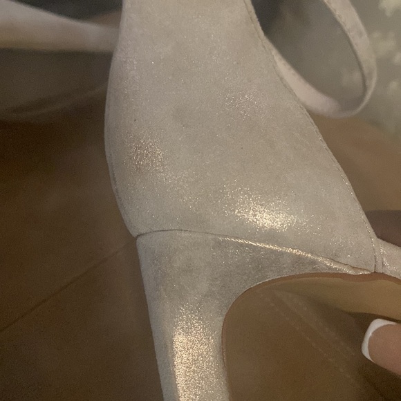 NWOB -Vince Camuto heels - Picture 3 of 12